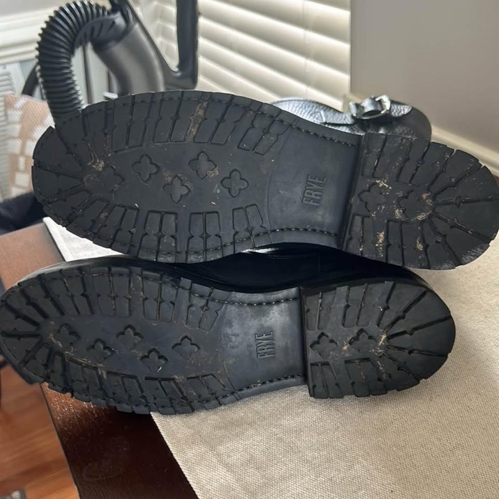 Frye Black Leather Women's Boots - Picture 6 of 6